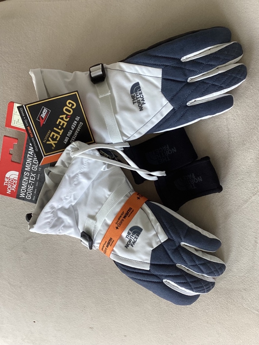 The North Face Montana GORE-TEX Glove White/Grey Size S